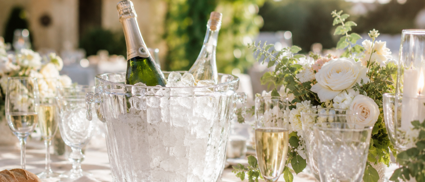 Mariage en été : combien de glaçons prévoir par invité ?